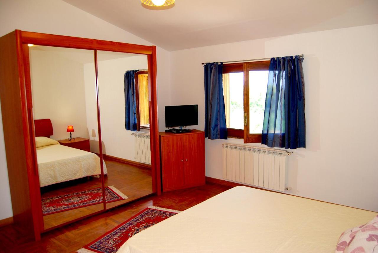 Villa Casa La Vigna à Puntalazzo Extérieur photo