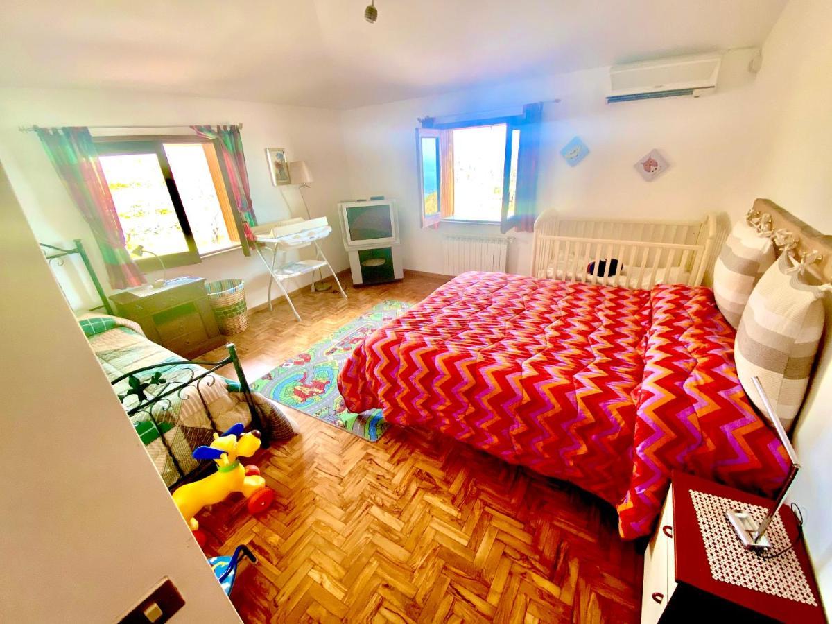 Villa Casa La Vigna à Puntalazzo Extérieur photo